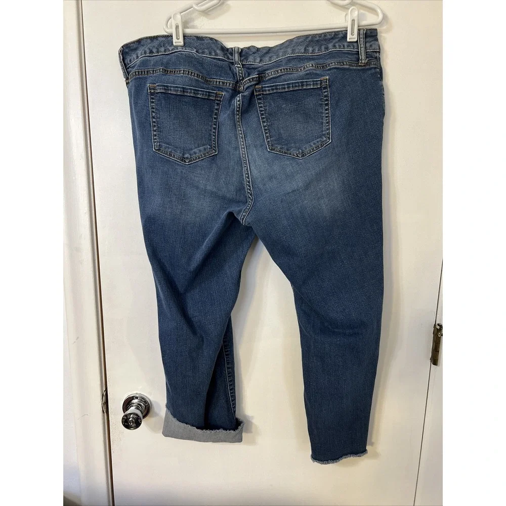 Torrid  Jeans We Wear By‎ The Fits Distressed Lace Ankle Rolled Cuffs  Size 20